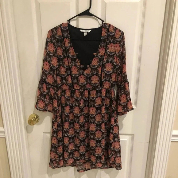 Speechless dress - Picture 1 of 2